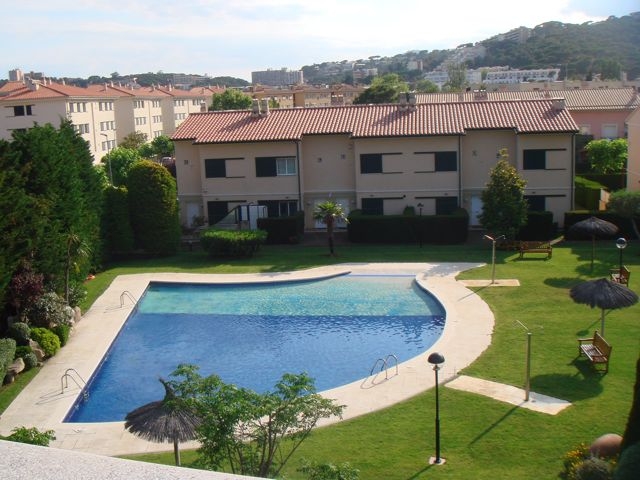 SEMIDETACHED VILLA NEAR THE BEACH IN S'AGARO